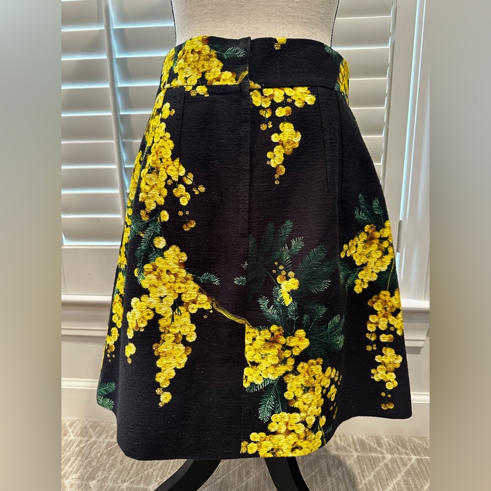 Dolce & Gabbana  Black & Yellow Floral Acacia Mimosa Print Crepe Skirt size 46 L - Picture 4 of 12